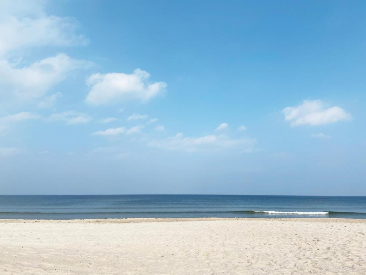 טימנדורפר שטרנד Seaside Rooms - Zentrales Design-Apartment Mit Balkon & Parkplatz - 2 Minuten Zum Strand מראה חיצוני תמונה